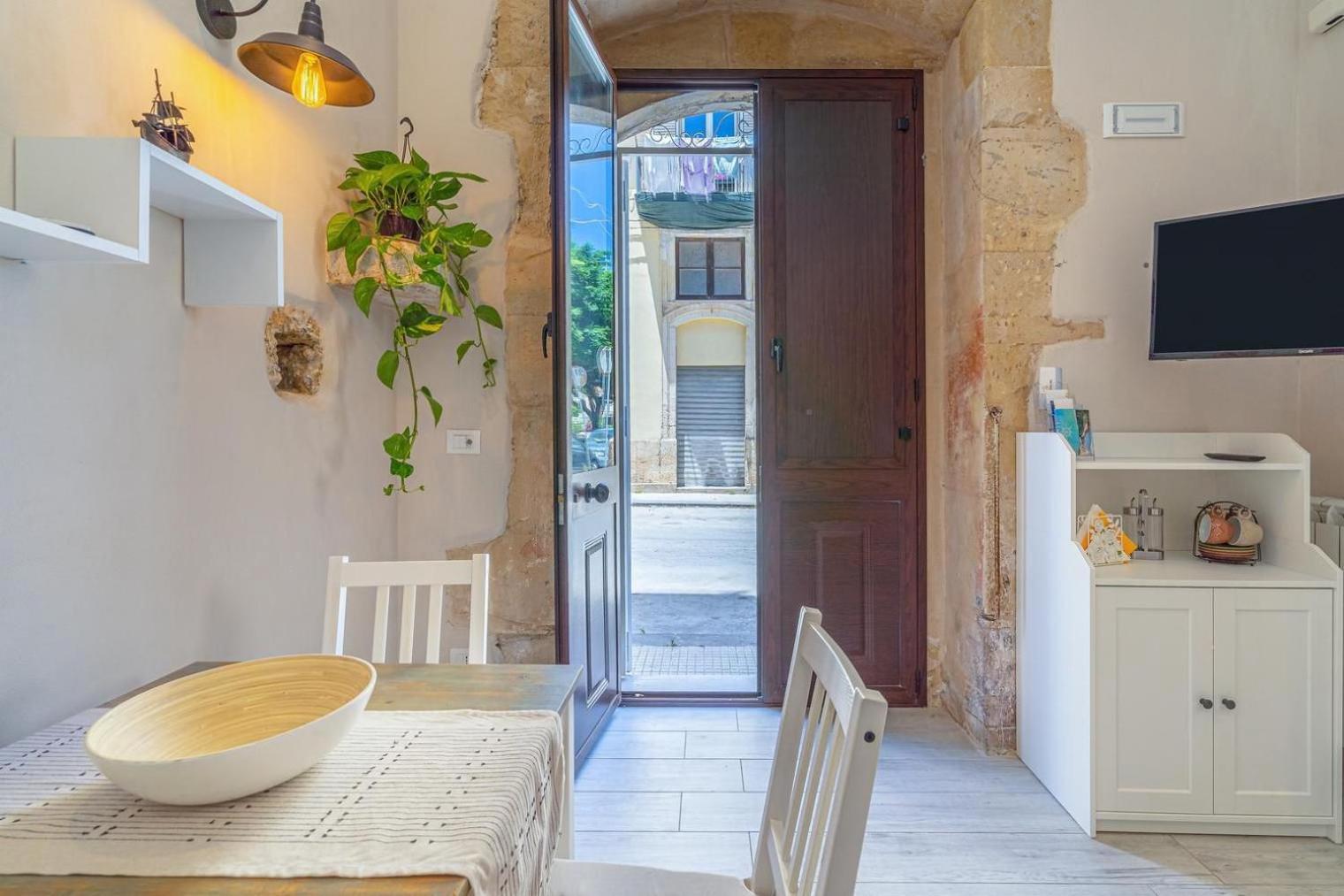 Apartament Casa Lukia Syrakuzy Zewnętrze zdjęcie